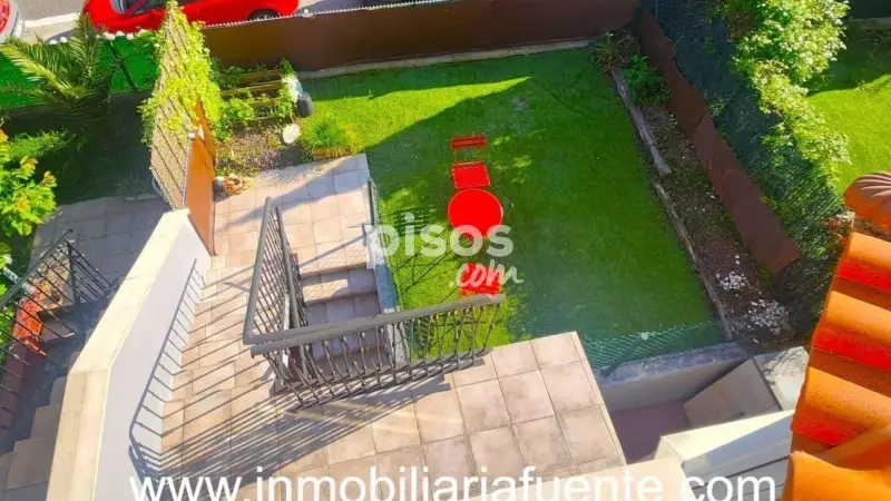 Adosado en Artziniega con Jardin y Terraza