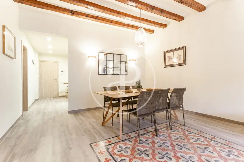 Piso en Alquiler Born Barcelona 95m2 2 Dormitorios Amueblado