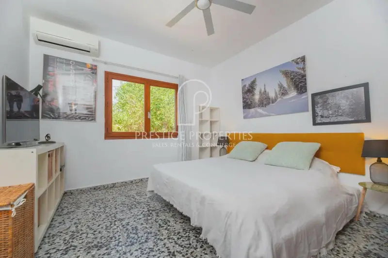 Casa Rustica en Venta en Benimussa Ibiza 5 Dormitorios Piscina Privada