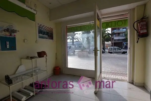 Local Comercial en Alquiler Torredembarra 40m2 Paseo Miramar