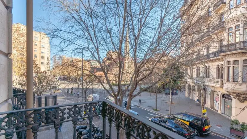 Piso en venta en Eixample 124m2 5 habitaciones