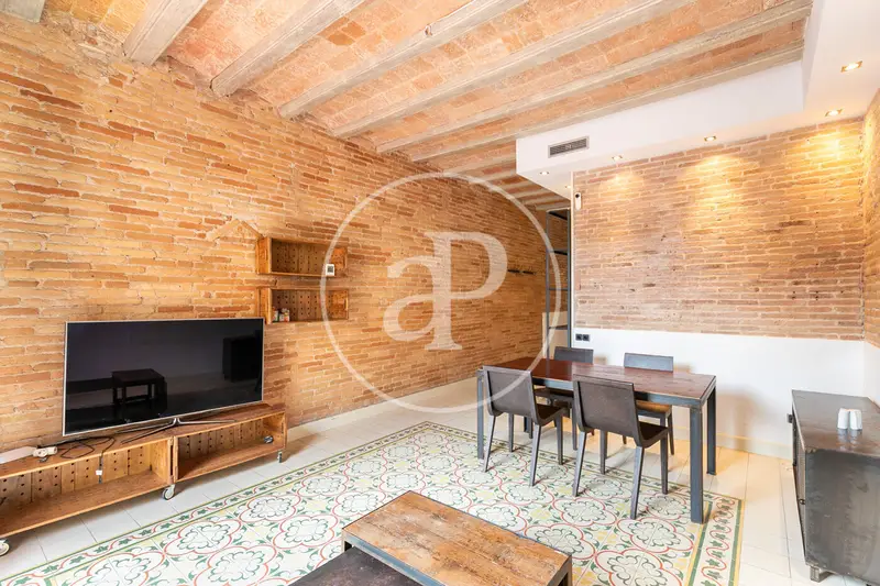 Piso con Encanto en Vila de Gracia 2 Dormitorios 1 Baño