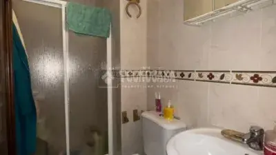 Casa Adosada en Andujar Barrio La Uva 5 Dormitorios 2 Baños