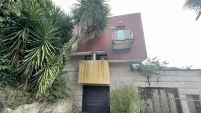 Casa en venta en Calle Casas, Número 10