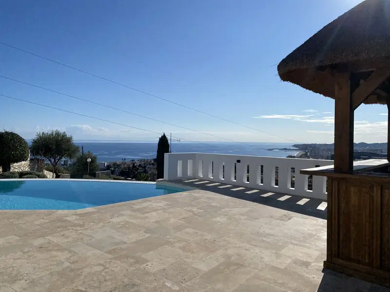 Villa de Lujo en Torreblanca 5 Dormitorios Piscina Climatizada Vistas al Mar