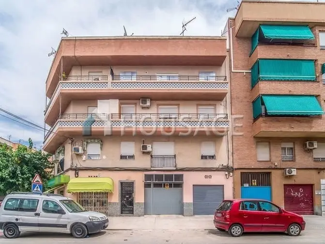 Piso 3 dormitorios Cieza Murcia necesita reforma 104m2