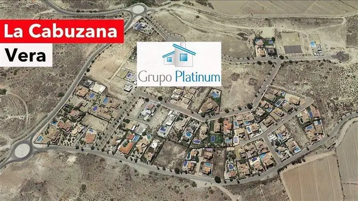 Villa 3 Dormitorios en Venta La Cabuzana