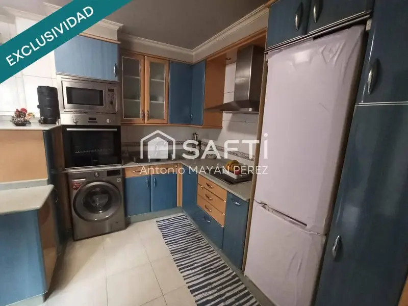 Apartamento en Bueu con Vistas al Mar y Acceso a la Playa
