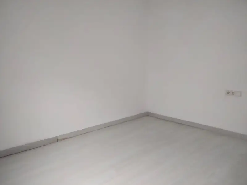 Atico en venta reformado con terraza 2 habitaciones