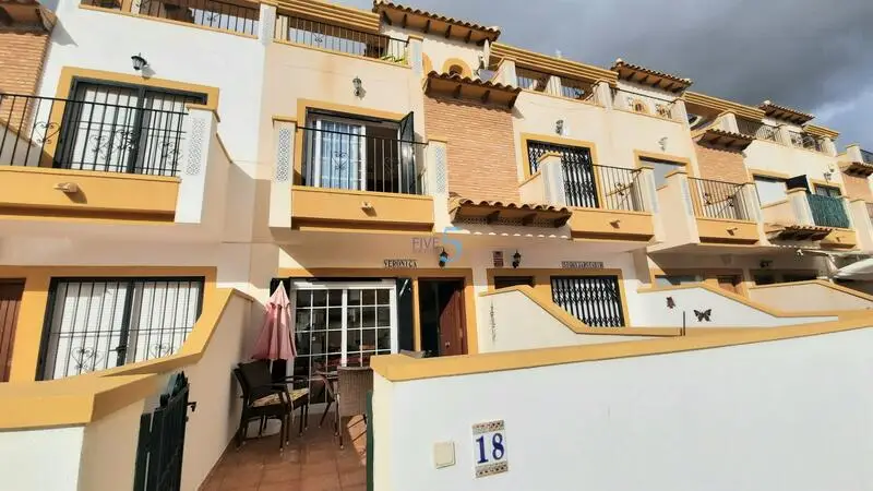 Adosado 3 Dormitorios Orihuela Costa Piscina Garaje Solarium Vistas al Mar