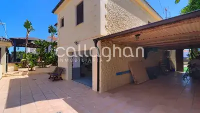 Chalet en venta en Carrer del Doce