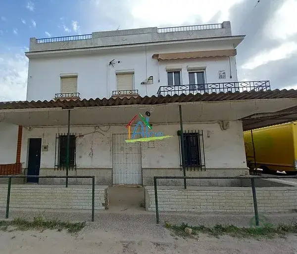 Casa en El Rocío 24 habitaciones 4 baños