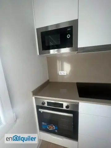 Piso en Alquiler Sevilla Los Remedios 70m2 3 habitaciones