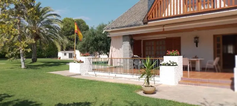 Chalet en Venta El Zorongo Zaragoza 7 habitaciones