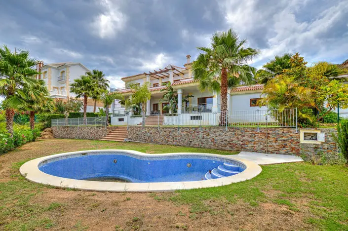 Villa de Lujo 4 Dormitorios La Cala Golf