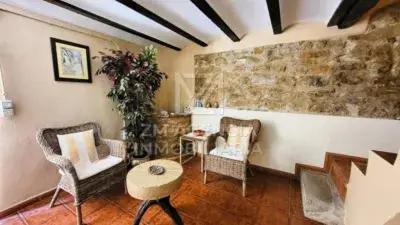 Casa Rústica en Venta en Xert: Tranquilidad y Encanto