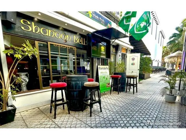 Pub Irlandés Shandon Bells en Villamartín Plaza