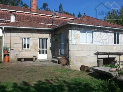 Casa Rustica en Pexegueiro con Terreno