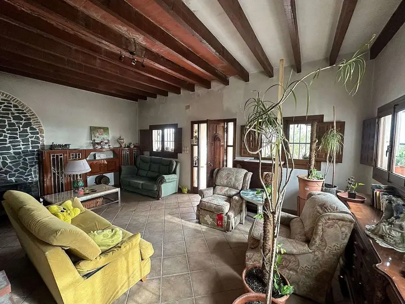 Casa Rural con Encanto en Novelda 9 habitaciones 4 ba
~os