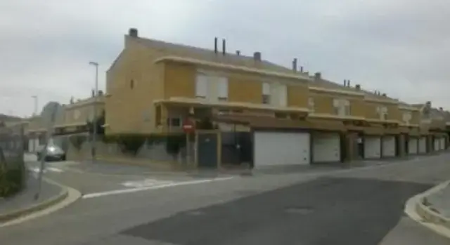 Casa Adosada en Venta en Aragon Subasta Judicial