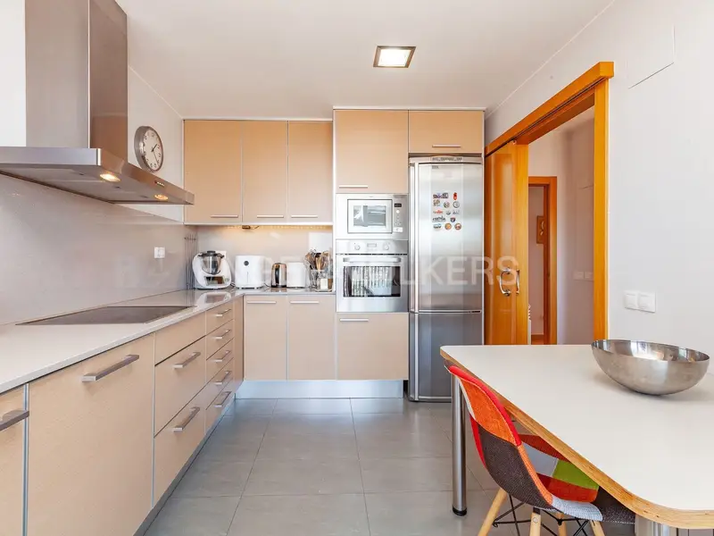 Apartamento 147m2 Terrassa 3 habitaciones 2 baños Parking