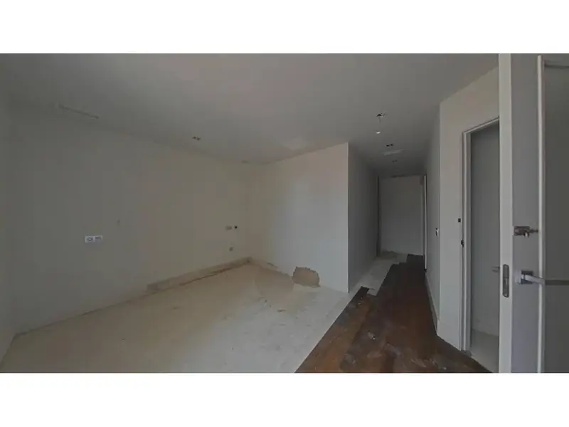 Venta de Piso en Alicante 170m2 - Obra Parada