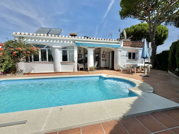 Villa de Lujo en Mijas Costa 4 Dormitorios Piscina Privada