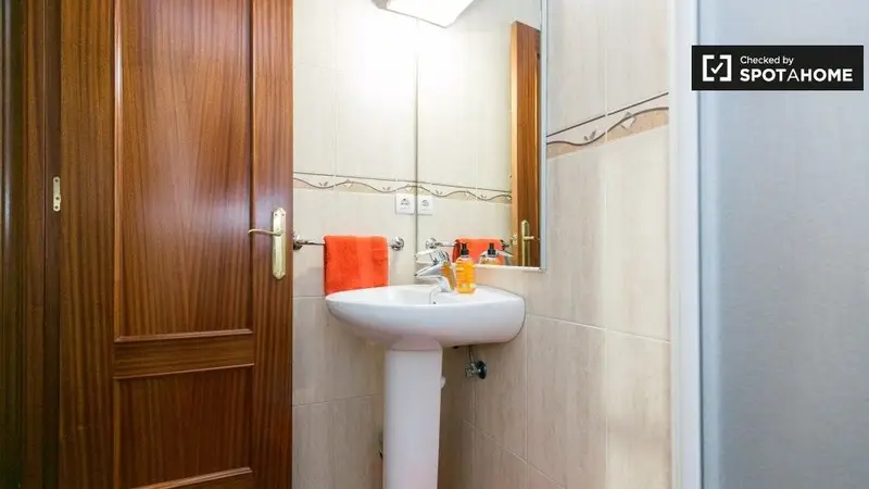 Apartamento 3 dormitorios 2 ba																																																													
																																																													
																																																													
																																																													
																																																													
																																																													
																																																													
																																																													
																																																													
																																																													
																																																													
																																																													
																																																													
																																																													
																																																													
																																																													
																																																													
																																																													
																																																													
																																																													
																																																													ños Granada