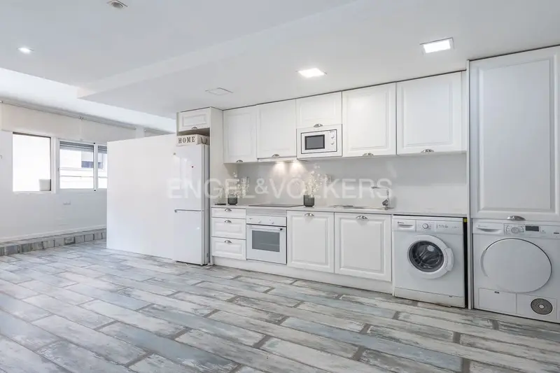 Apartamento en venta en L'Hospitalet de Llobregat 85m2 3 habitaciones