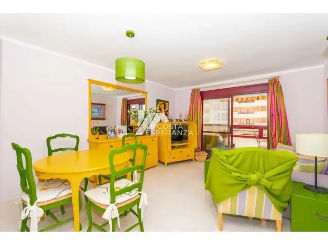 Apartamento en Calpe con Vistas al Mar Primera Linea de Playa