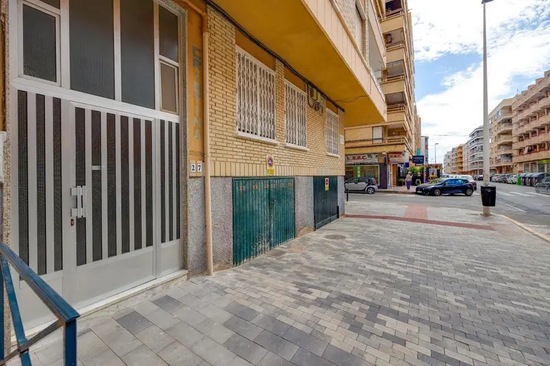 Apartamento 2 Dormitorios Torrevieja Cerca de la Playa