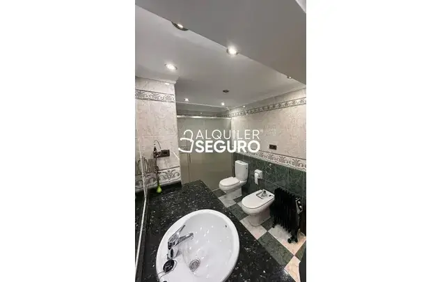 Apartamento 2 Dormitorios 65m2 Granada Camino Ronda