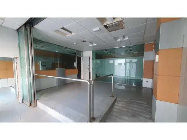 Local Comercial en Igualada Zona Privilegiada 273m2