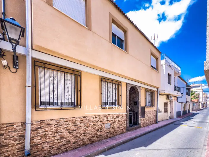 Adosado 8 Dormitorios Fortuna Murcia Terraza Privada