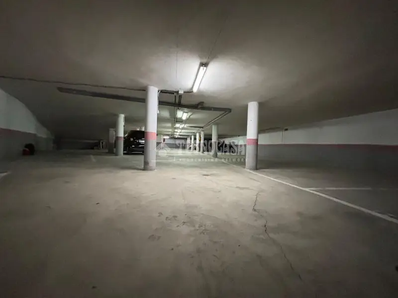 Venta Plaza Garaje Barajas 24 Plazas 240m²