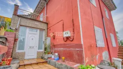 Casa Unifamiliar 6 Dormitorios Jardin Torrelavega