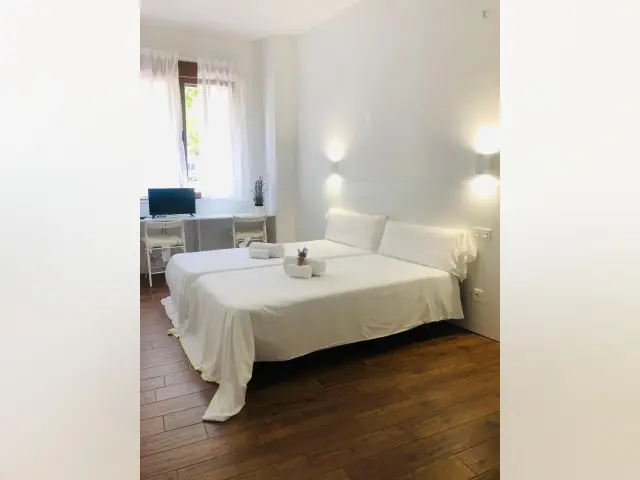 Estudio en Hotel con Area Exterior