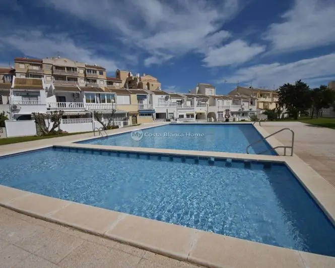 Adosado 2 Dormitorios Jardin Solarium Piscina Cerca Playa