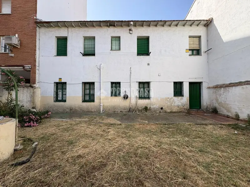 Casa en venta en Torrejon de Ardoz 379m2