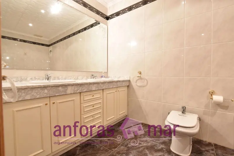 Casa Doble en Albinyana Tarragona Ideal para Dos Familias o Inversores