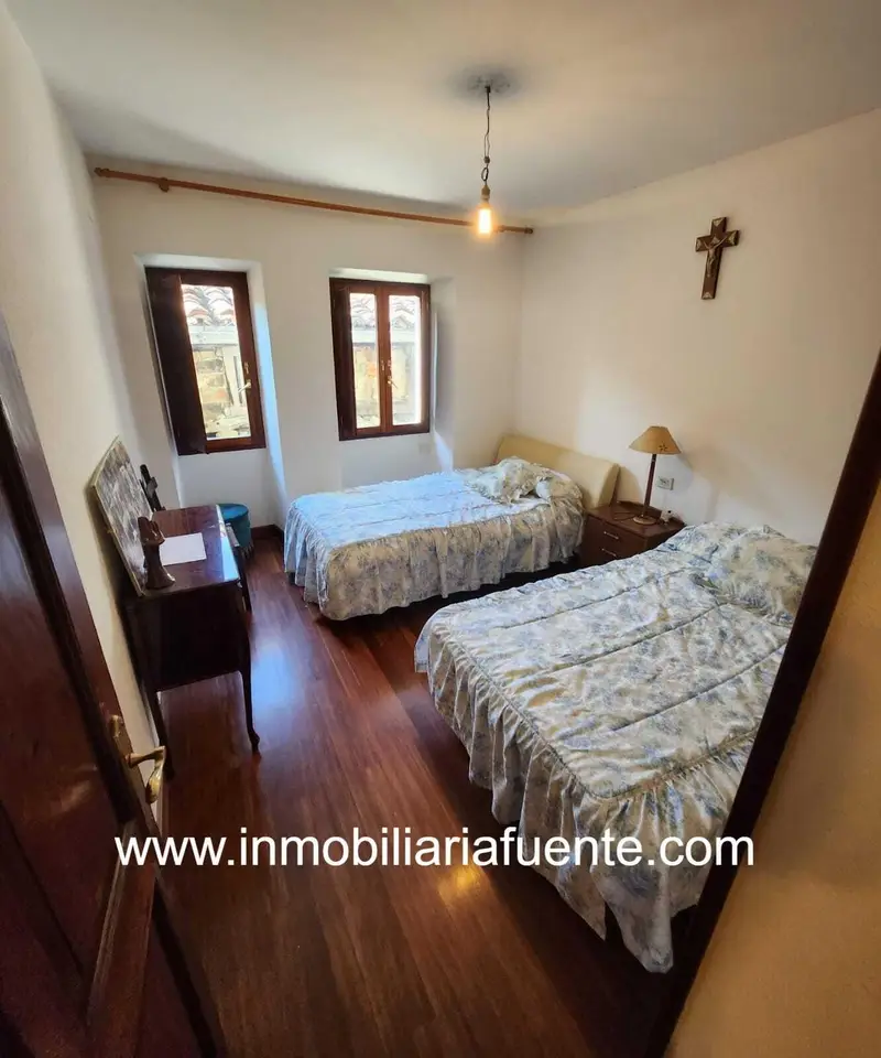 Venta Casa con Terraza en Artziniega 400m2