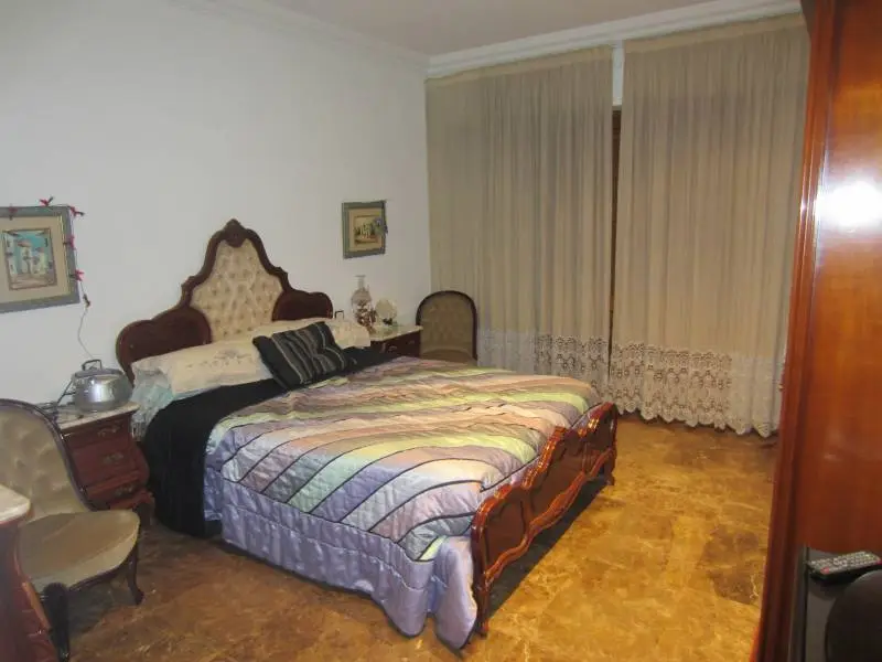 Venta Piso Luminoso Centro Elche 5 Dormitorios 2 Baños