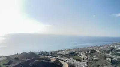 Casa Adosada en Torrox con Vistas al Mar