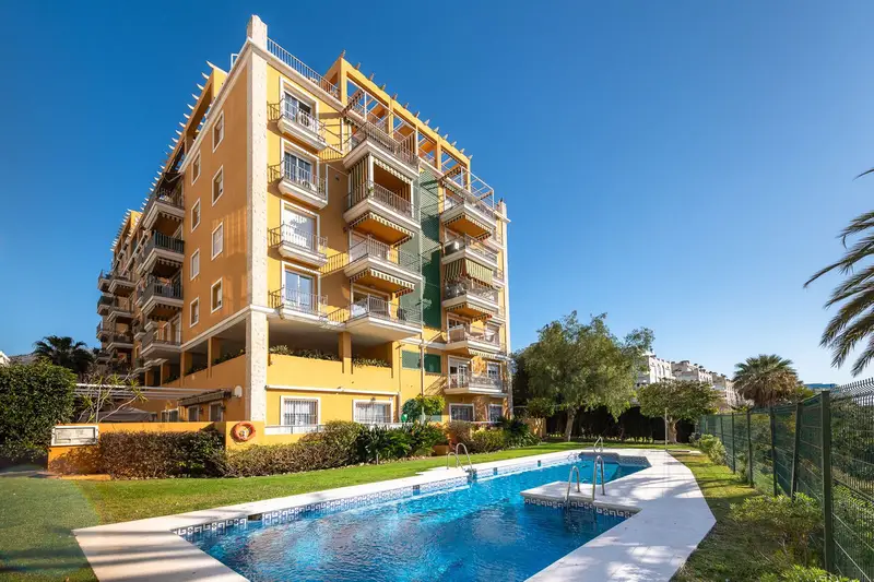 Apartamento 3 Dormitorios Marbella Puerto
