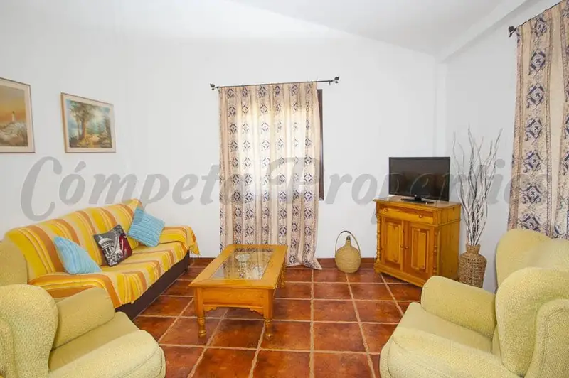 Chalet en Alquiler en Cómpeta Málaga 12 Meses No Mascotas
