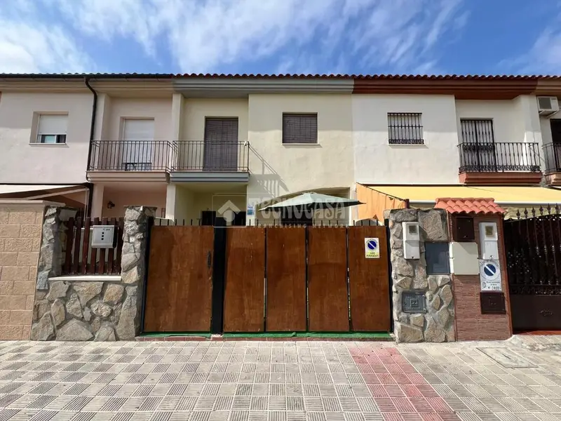 Casa en venta en Utrera