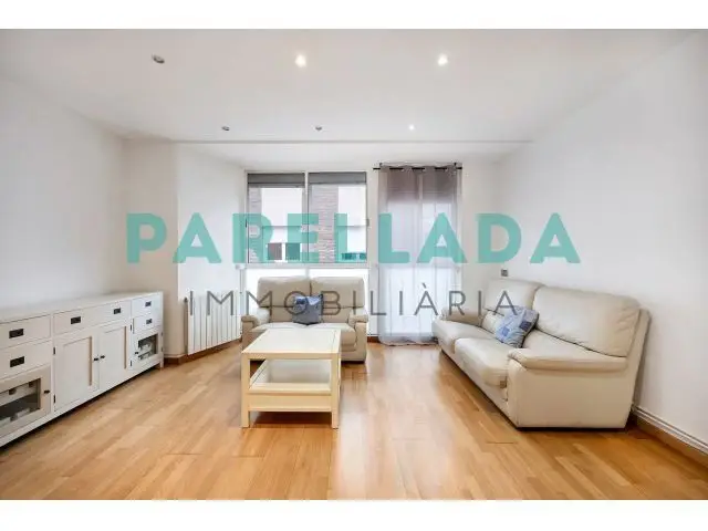 Piso 2 Habitaciones Centro Badalona Con Ascensor
