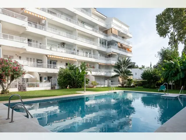 Apartamento 2 Dormitorios Marbella Cerca Playa Golf