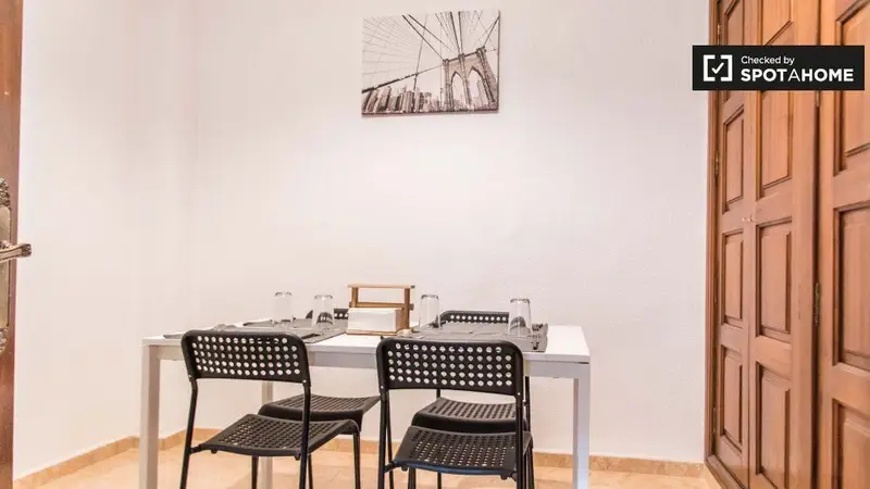 Apartamento 5 Dormitorios 2 Baños Valencia Alquiler Spotahome