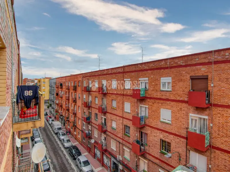 Piso en venta Delicias Pajarillos reformado con ascensor y calefaccion